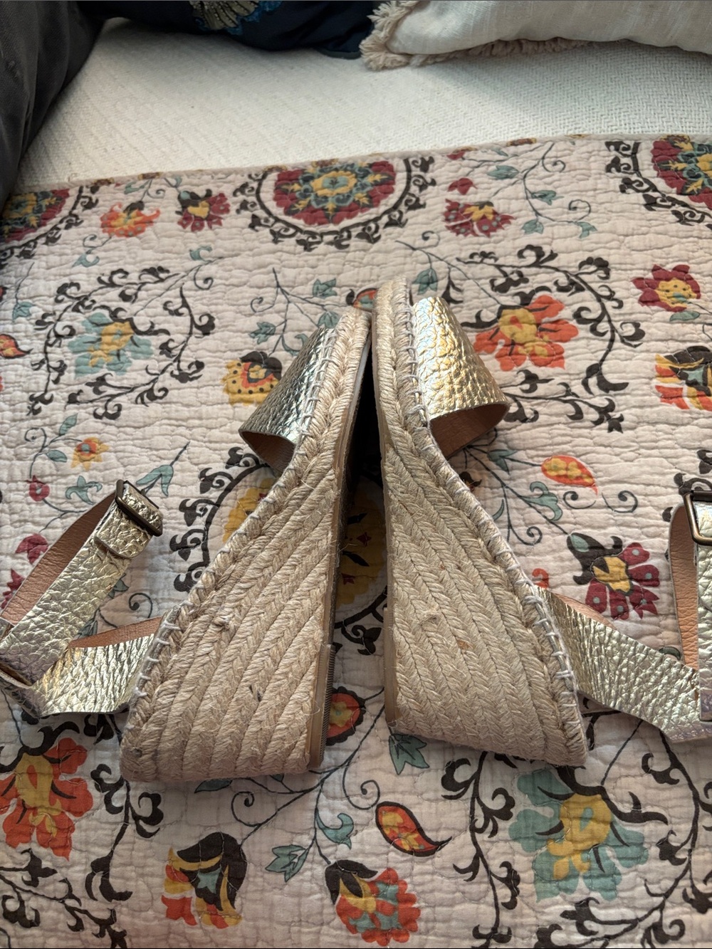 J. Crew Gold Metallic Pebbled Leather Espadrille Wedge Heel Sandals Size 10 - Picture 8 of 15